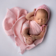 newborn, novorodenecké fotenie, fotenie bábätiek, fotenie detí, novorodenecká fotografka, fotenie detí, fotenie miminiek, newborn fotenie