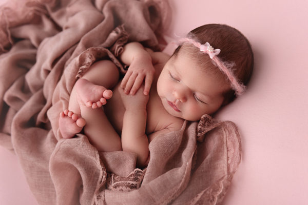newborn, novorodenecké fotenie, fotenie bábätiek, fotenie detí, novorodenecká fotografka, fotenie detí, fotenie miminiek, newborn fotenie