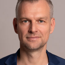 profesionálny head shod pre LikedIn Bratislava
