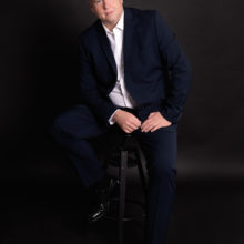 moderný business portrét podnikateľa