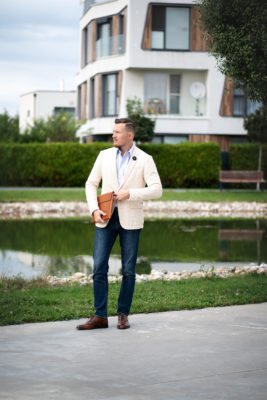 Biznis portrét v exteriéri